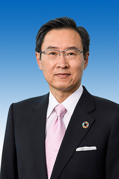 碓井稔会長顔写真.jpg